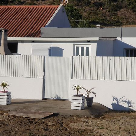 Villa Casas De Praia Sandra E Nelson à Almada Extérieur photo