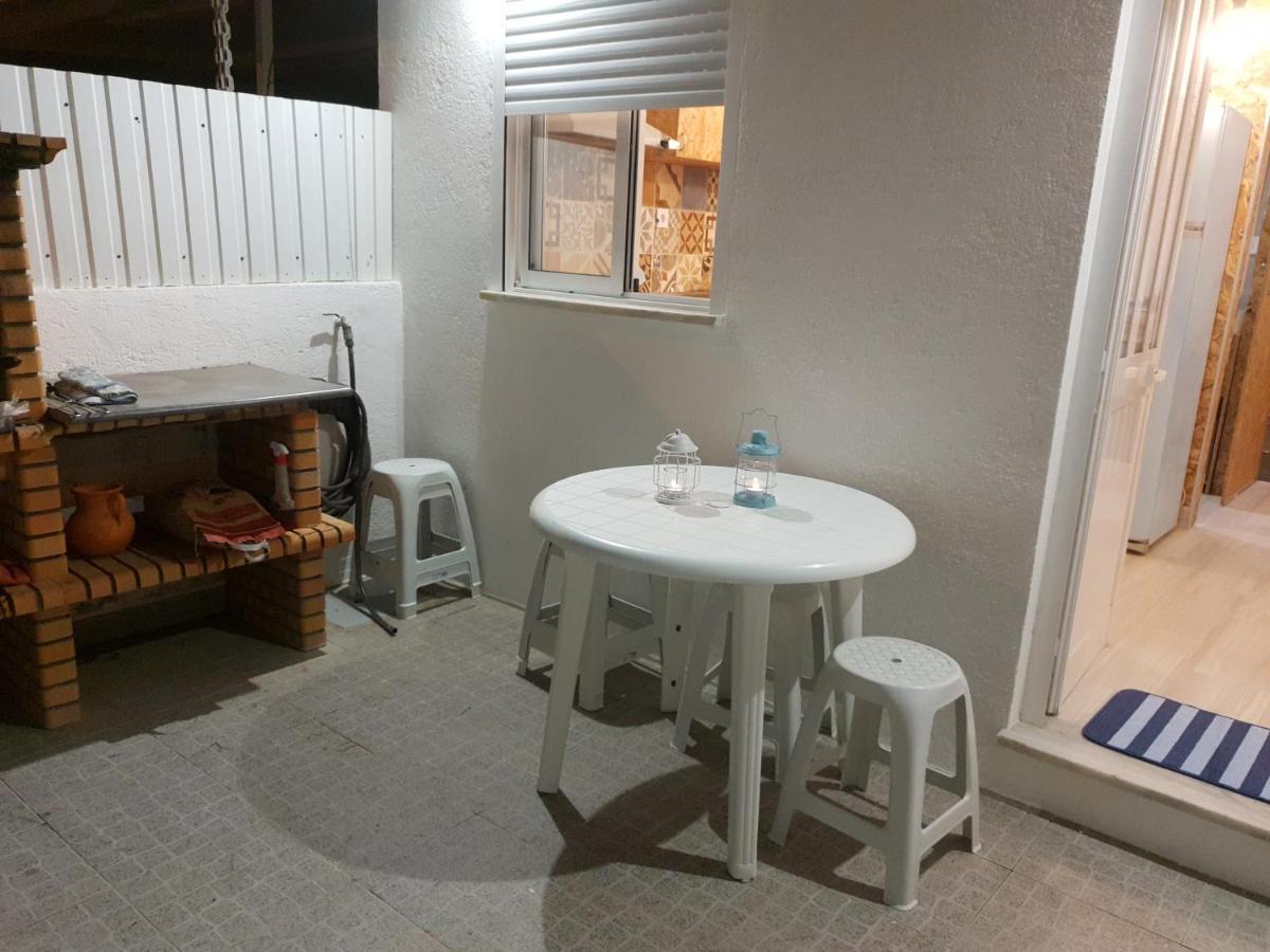 Villa Casas De Praia Sandra E Nelson à Almada Extérieur photo